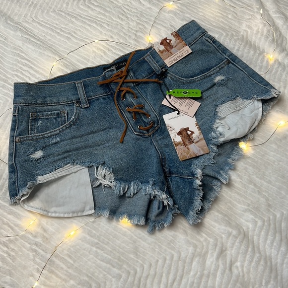 NEW! Sincerely Jules Lace Up Low Rise Distressed Shorts - Picture 8 of 10